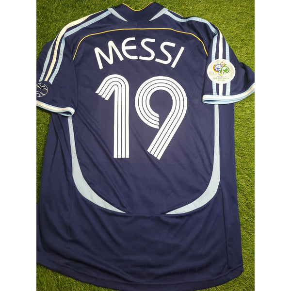 Messi Argentina 2006 WORLD CUP Away Soccer Jersey Shirt L SKU# 069519 Adidas