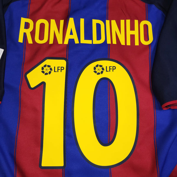 Ronaldinho Barcelona 2003 2004 DEBUT SEASON Soccer Jersey Shirt L SKU# 112586 Nike