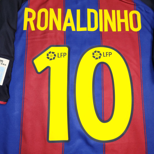 Ronaldinho Barcelona 2003 2004 DEBUT SEASON Soccer Jersey Shirt L SKU# 112586 Nike