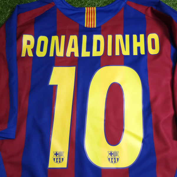 Ronaldinho Barcelona 2005 2006 Soccer Jersey Shirt XL SKU# 195970 Nike