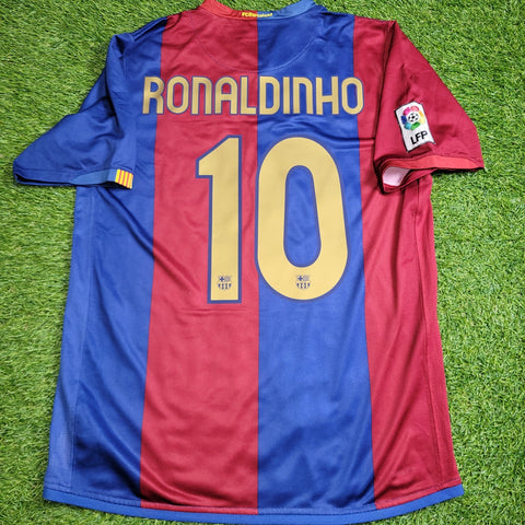 Ronaldinho Barcelona 2006 2007 Home Soccer Jersey Shirt M SKU# 146980 - 426 Nike