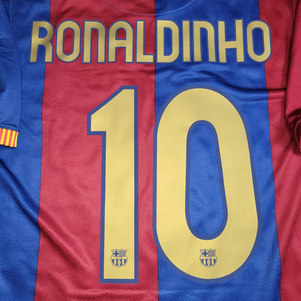 Ronaldinho Barcelona 2006 2007 Home Soccer Jersey Shirt M SKU# 146980 - 426 Nike