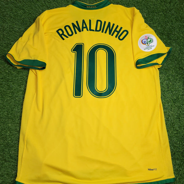 Ronaldinho Brazil 2006 World Cup Home Soccer Jersey Shirt XL SKU# 103889 Nike