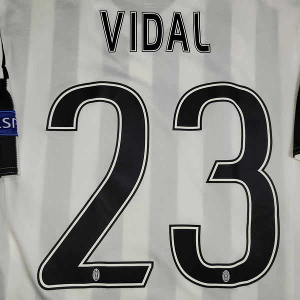 Vidal Juventus 2015 2016 PLAYER ISSUE Home Soccer Jersey Shirt L SKU# S12864 Adidas