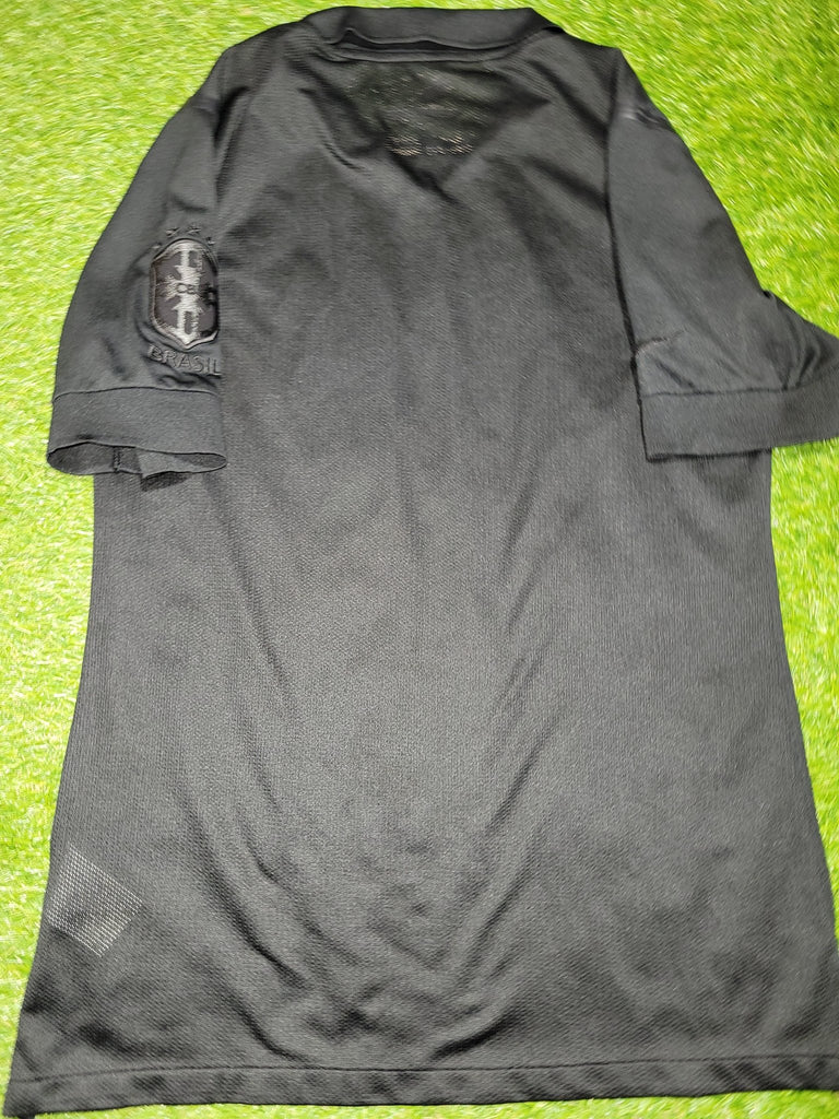Brazil LIMITED EDITION BLACKOUT PLAYER ISSUE 2013 2014 Soccer