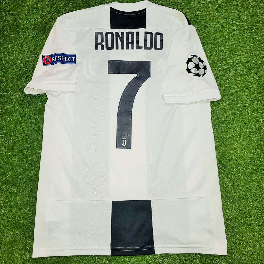 desencadenar Contracción Nuclear Cristiano Ronaldo Juventus 2018 2019 DEBUT UEFA Jersey Camiseta Shirt –  foreversoccerjerseys